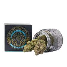 Photograph of product: TOP SHELF CULTIVATION - FLOWER - - Oui'd - WHOA SI WHOA - 3.5g