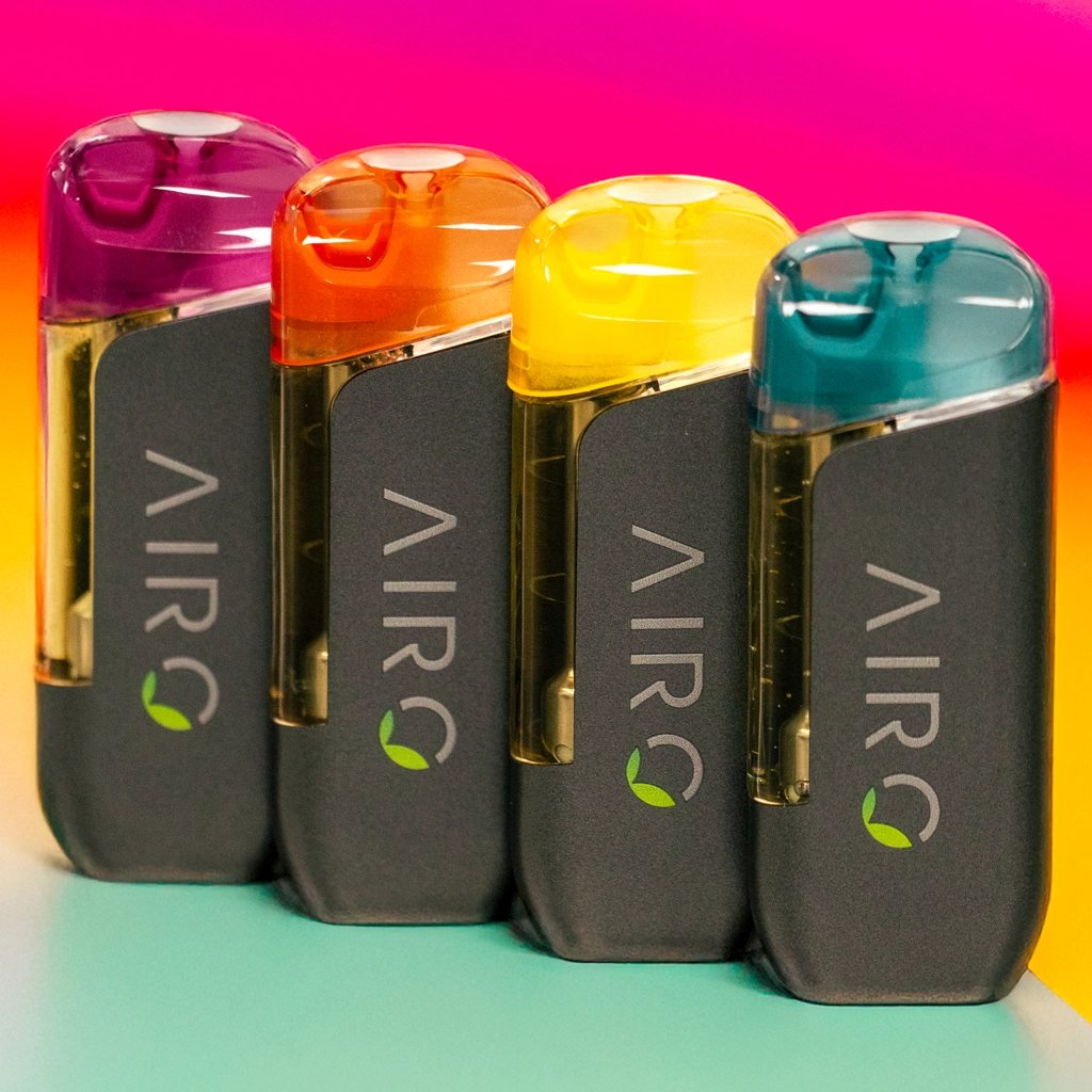 Photograph of product: AiroX Blade - Frozen Paradise (S) - Disposable - 2000 mg