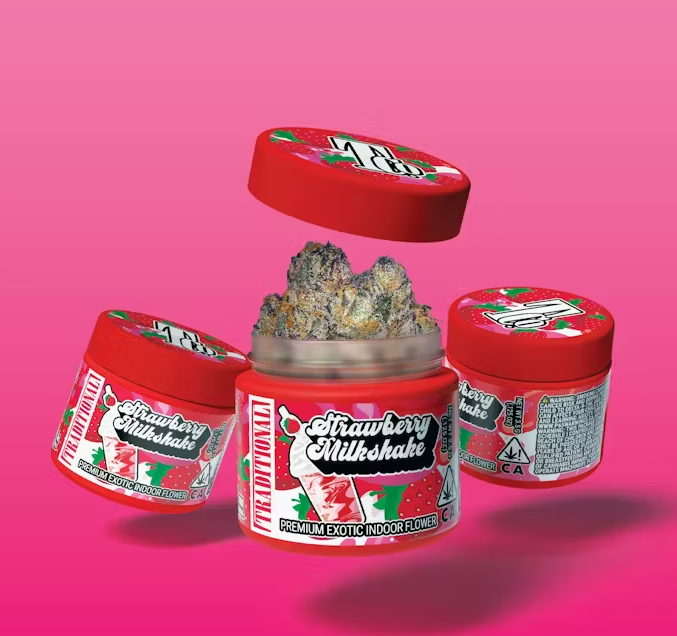 Photograph of product: Traditional Strawberry Milkshake Oui'd Flower 3.5g