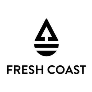 Photograph of product: Splash Peach Mango + Jungle Fruit TH-oui/CBD Live Resin 200mg Gummies by Fresh Coast Extracts