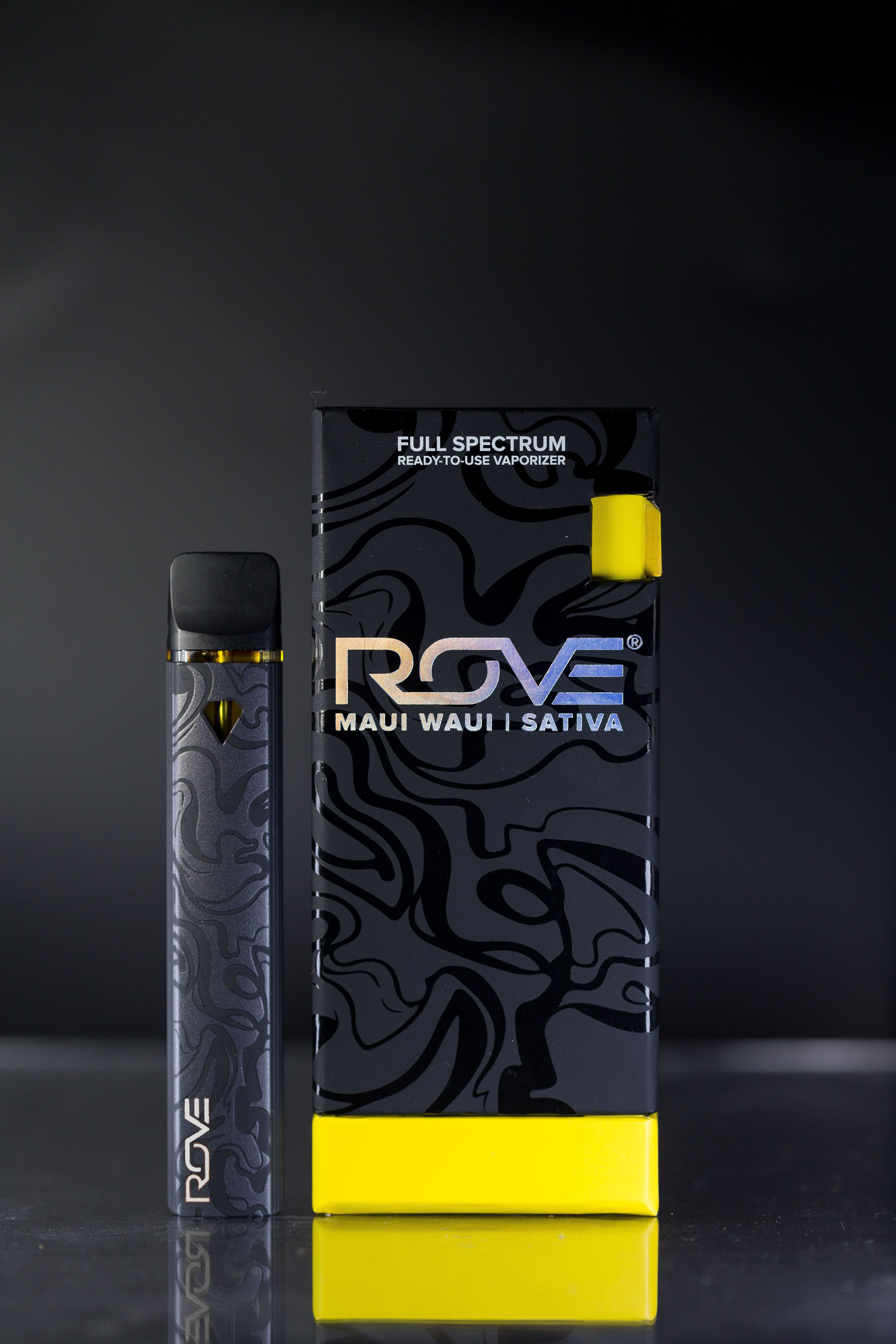 Photograph of product: Rove - Live Resin Diamond Vape AIO - Maui Waui
