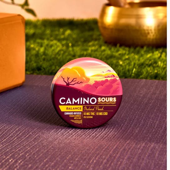 Photograph of product: CAMINO SOURS | ORCHARD PEACH 'BALANCE' 1:1 | 100MG | 10PK
