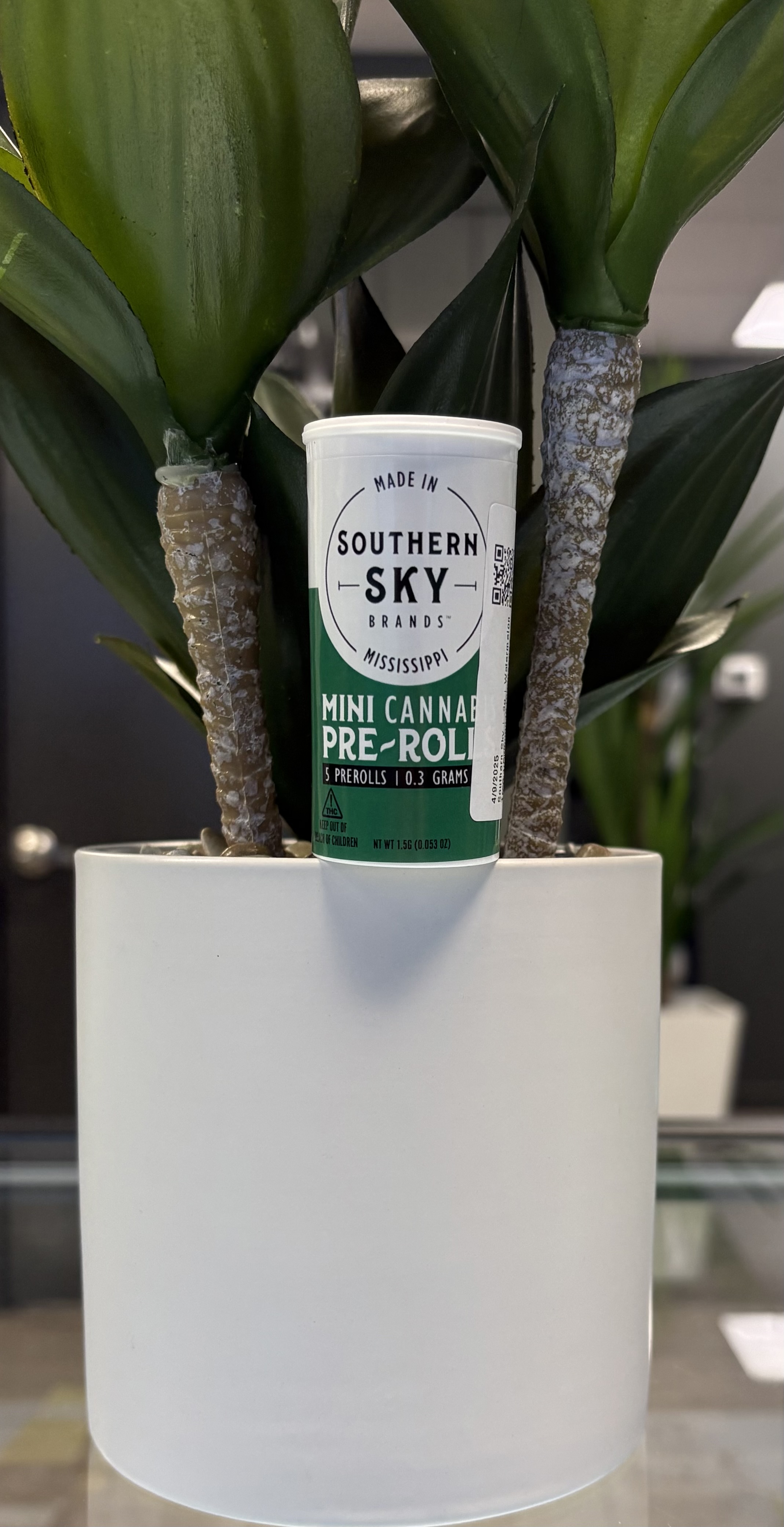 Photograph of product: Southern Sky | 1.5g | Watermelon Tree | 5pk