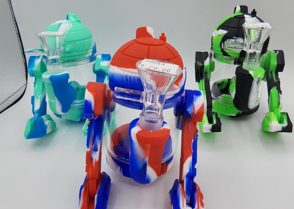 Photograph of product: Silicone Piece | 5.5" Silicone R2D2 Pipe