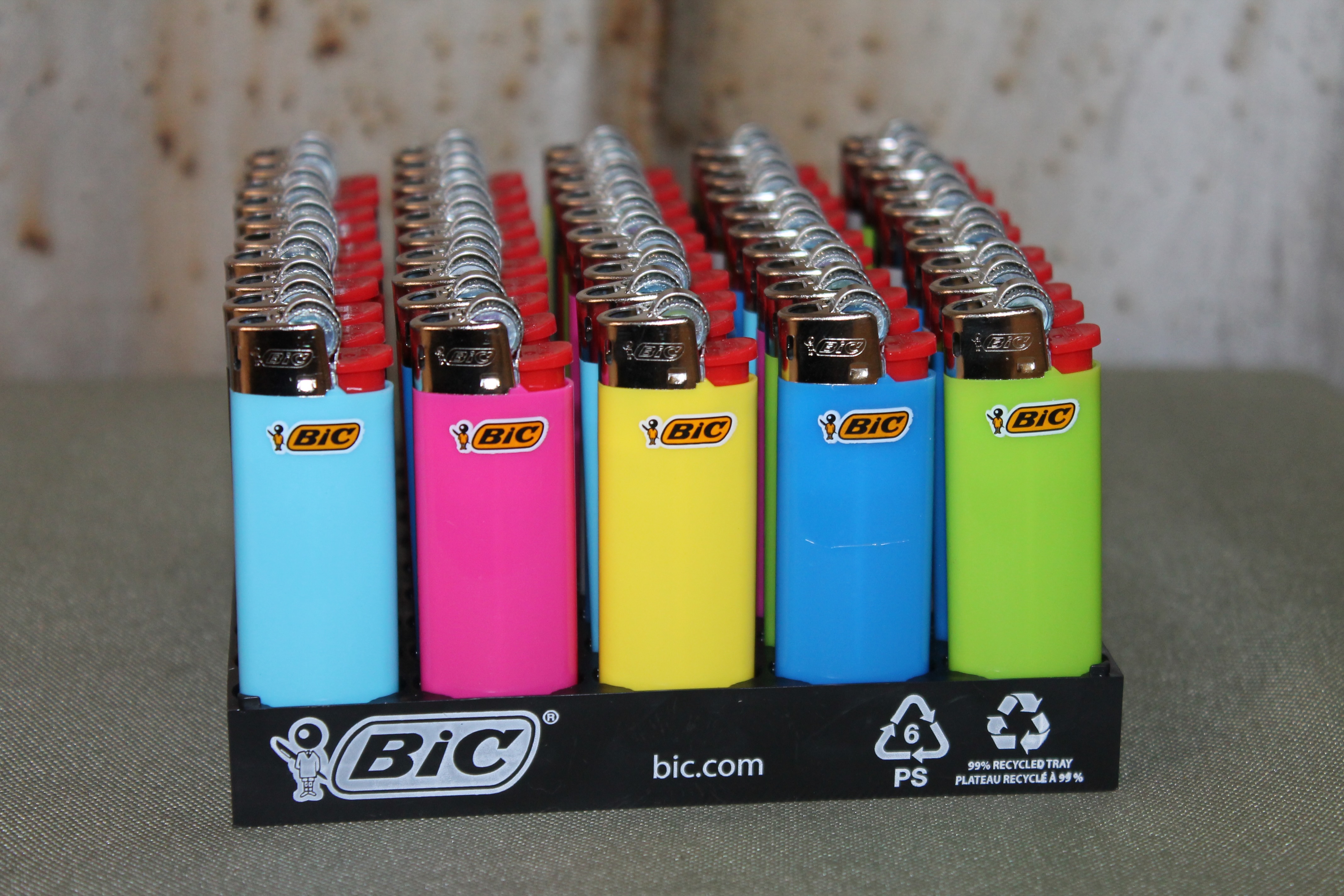 Photograph of product: RCD I Mini Bic Lighter