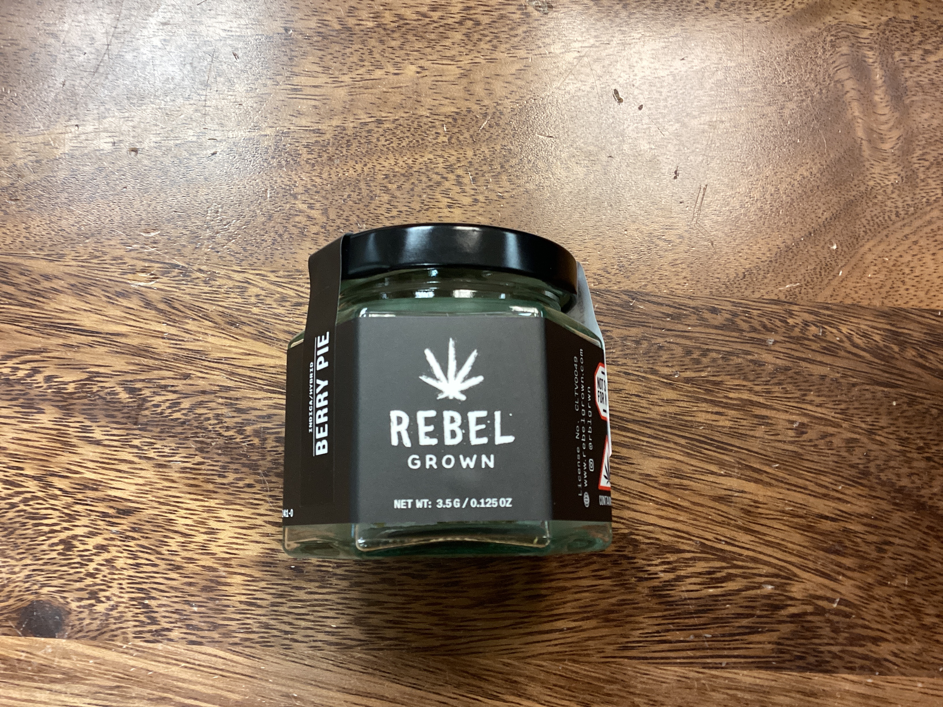 Photograph of product: Berry Pie - 3.5g