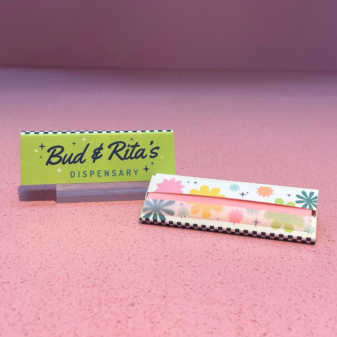 Photograph of product: Bud & Rita's 1 1/4 Pink Rolling Papers
