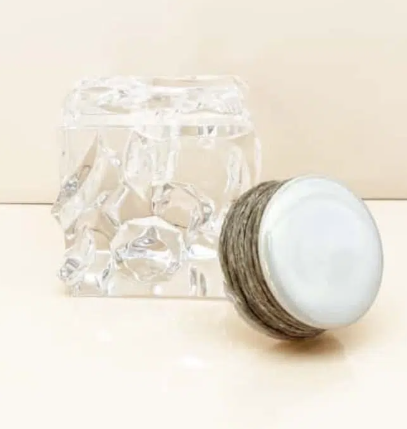 Photograph of product: House of Puff | Horatio Hemp Wick Holder | Galactic White