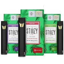 Photograph of product: STIIIZY - 1g Disposable Liquid Diamonds (Cereal Milk) - 
