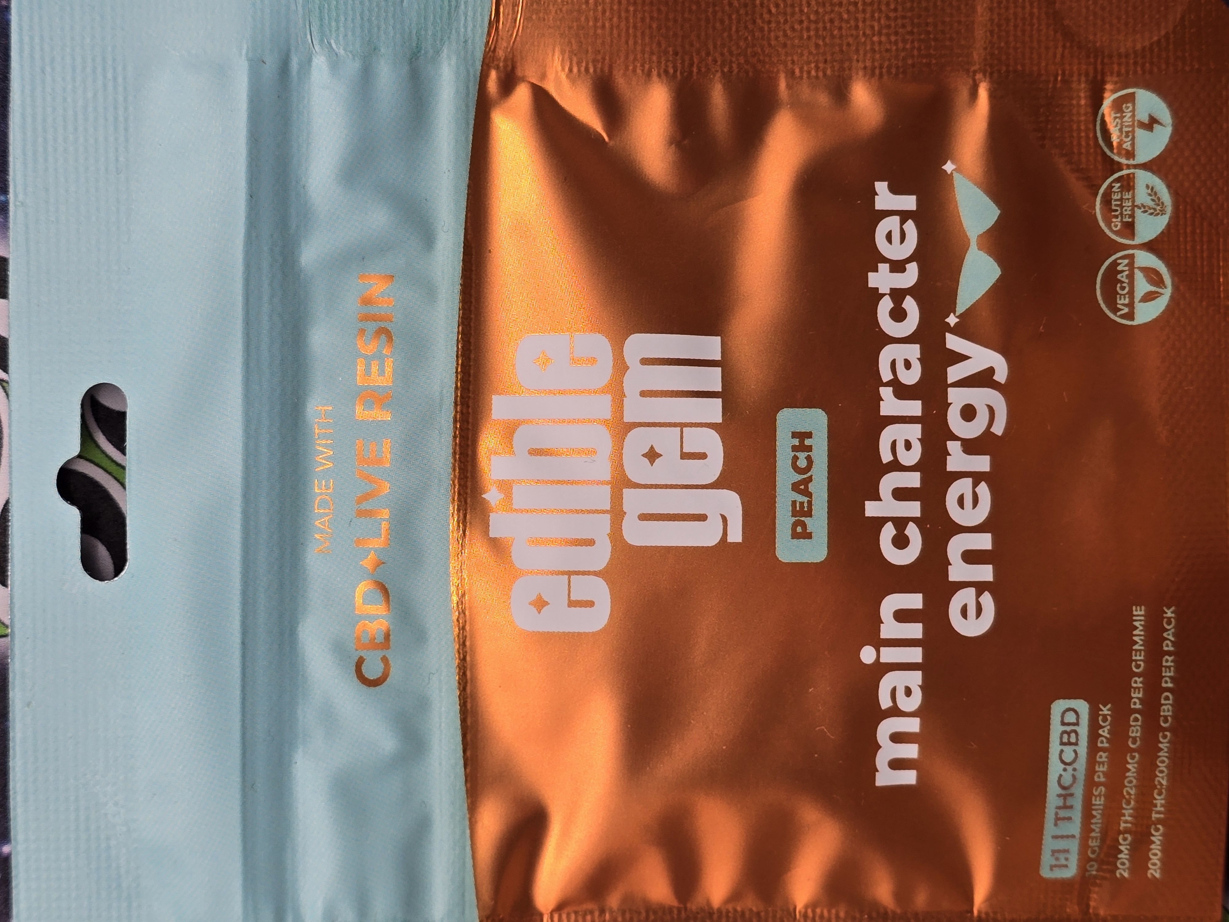 Photograph of product: Edible Gem | Peach | 200mg Edible 1:1 TH-oui/CBD