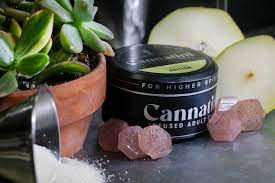 Photograph of product: Cannatini Prickly Pear Martini RSO Gummies 100mg 20pk