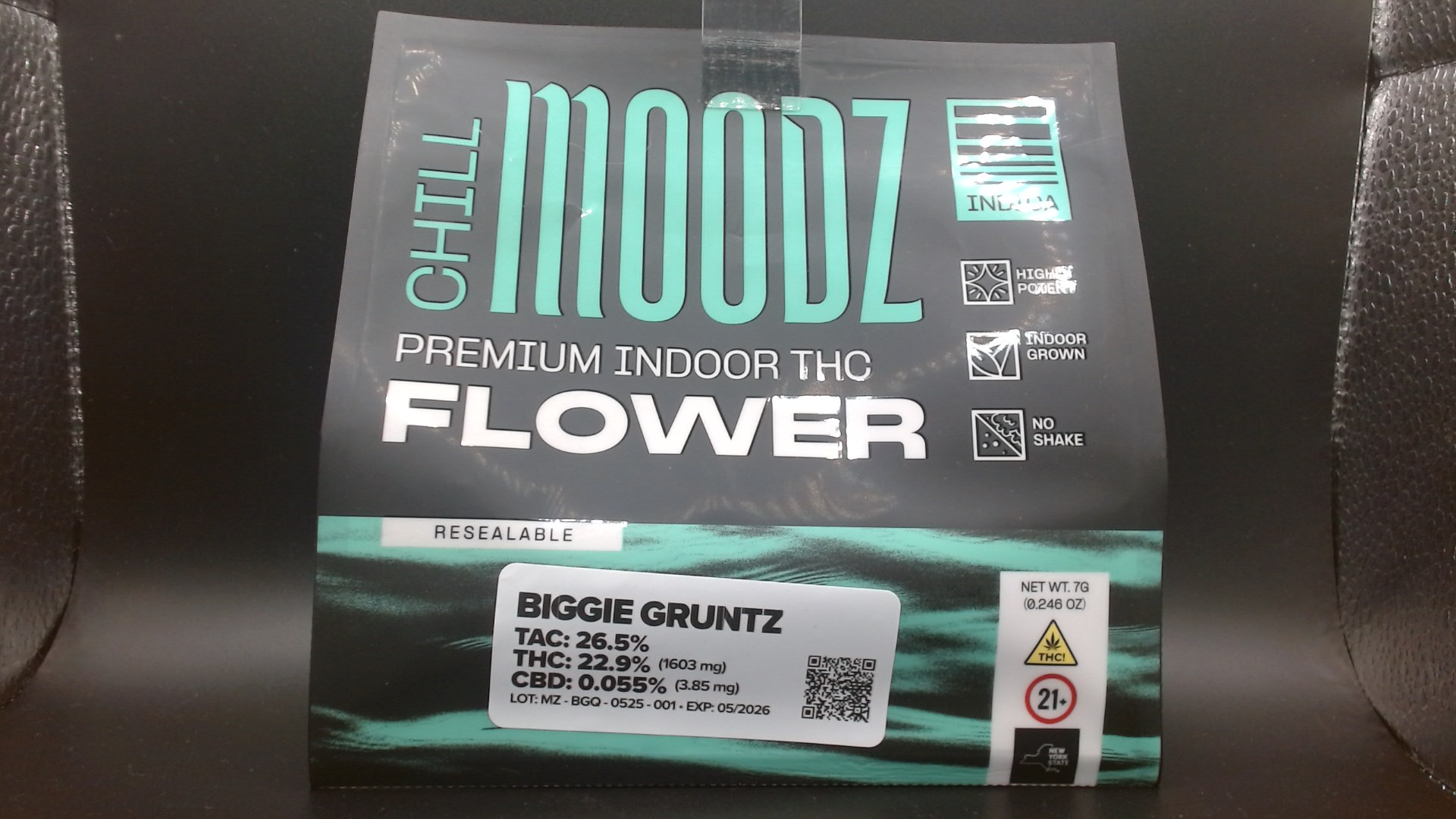Photograph of product: Moodz | Flower | Biggie Gruntz | 7g | Oui'd | 30.7% TH-oui