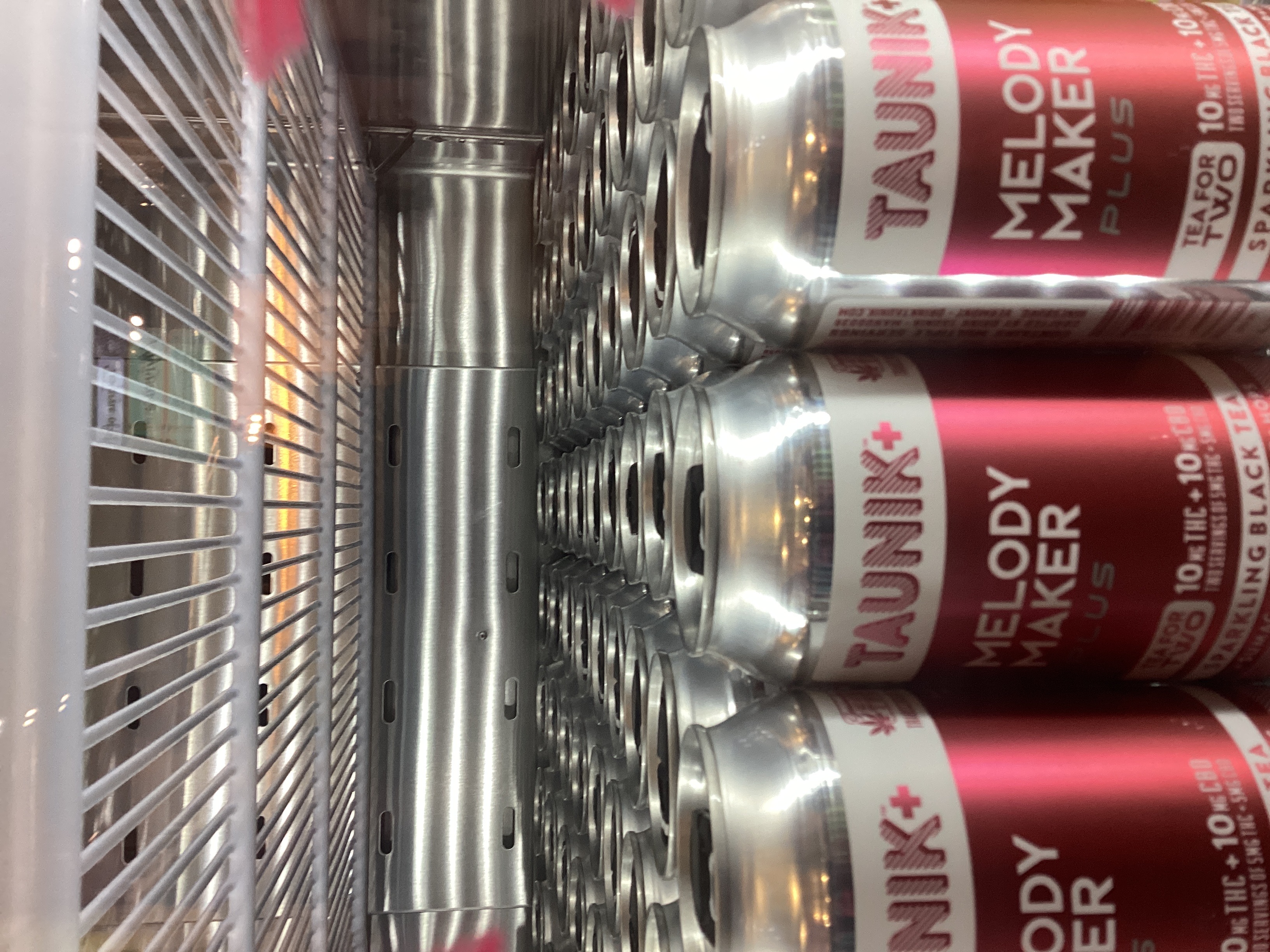 Photograph of product: Taunik | Melody Maker Plus | Sparkling Black Tea | Tea for Two | TH-oui Beverage | 10MG (5MG serv)