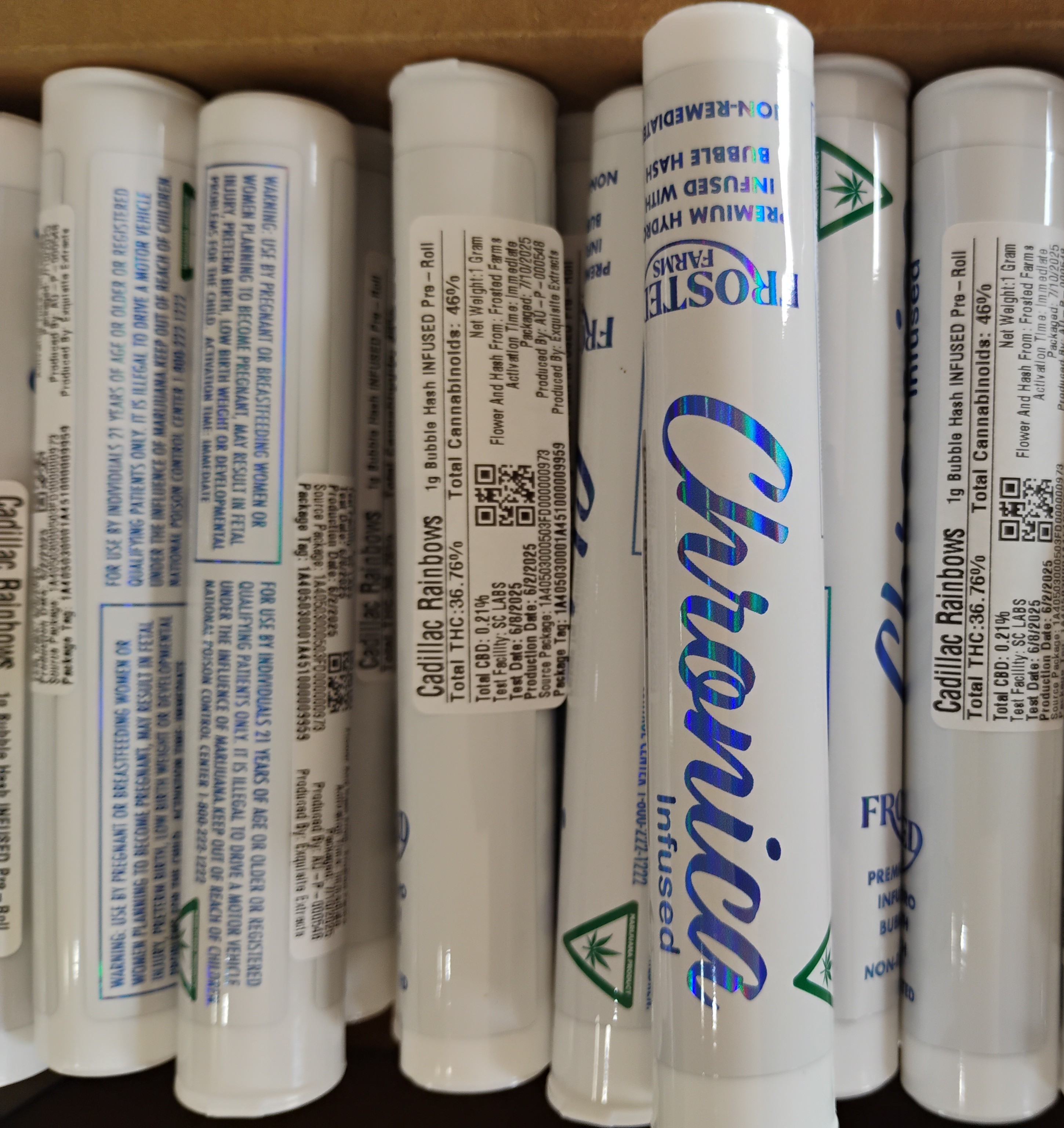 Photograph of product: Frosted Farms | Cadillac Rainbows Premium Bubble au chocolat Infused Pre-Roll