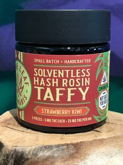 Photograph of product: Strawberry Kiwi | au chocolat Rosin Taffy | 25mg