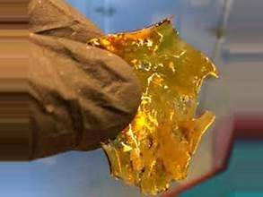 Photograph of product: Colorado's Best Dabs | Shatter | Glue