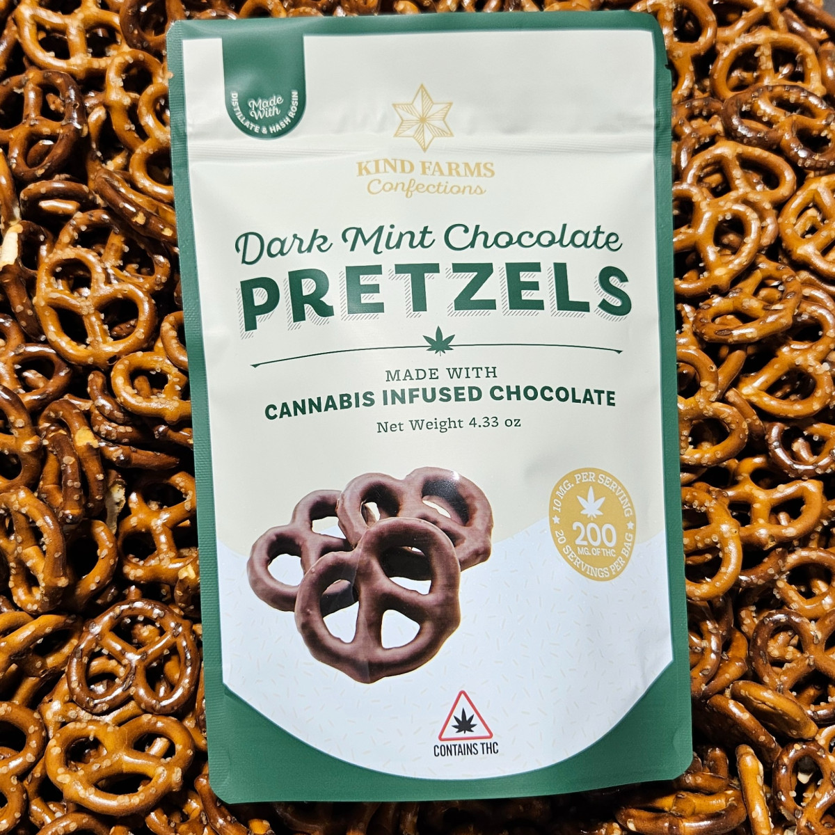 Photograph of product: Kind Farms - Dark Chocolate Mint Chocolate Pretzels - 200mg