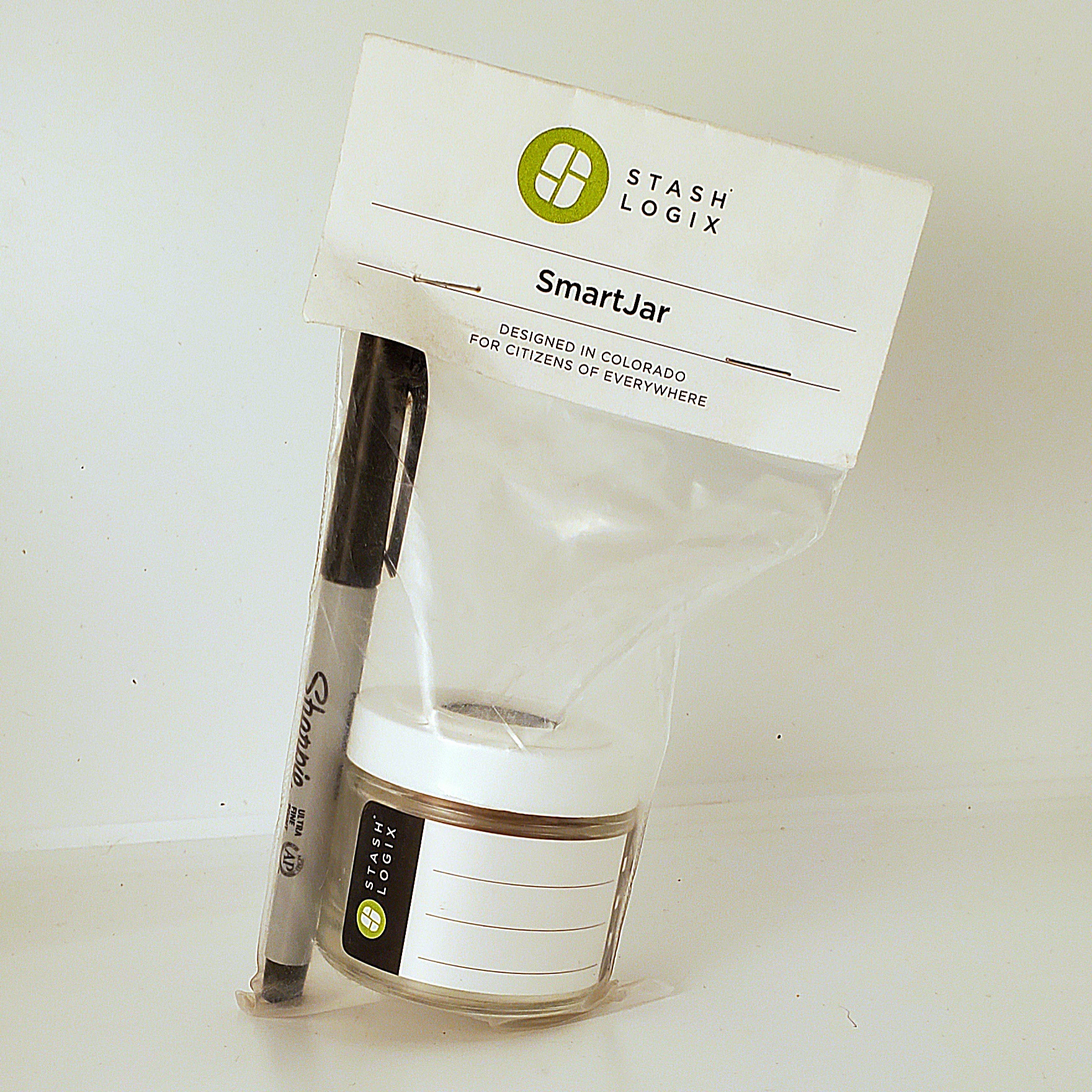 Photograph of product: Stash Logix smart jar