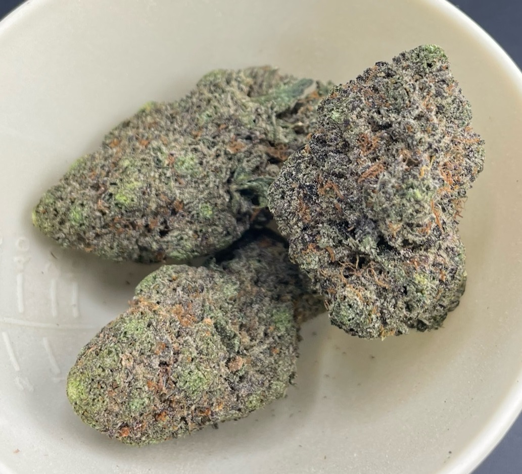 Photograph of product: (C) Vassar Green House: Lava Cake (H-I) 7G