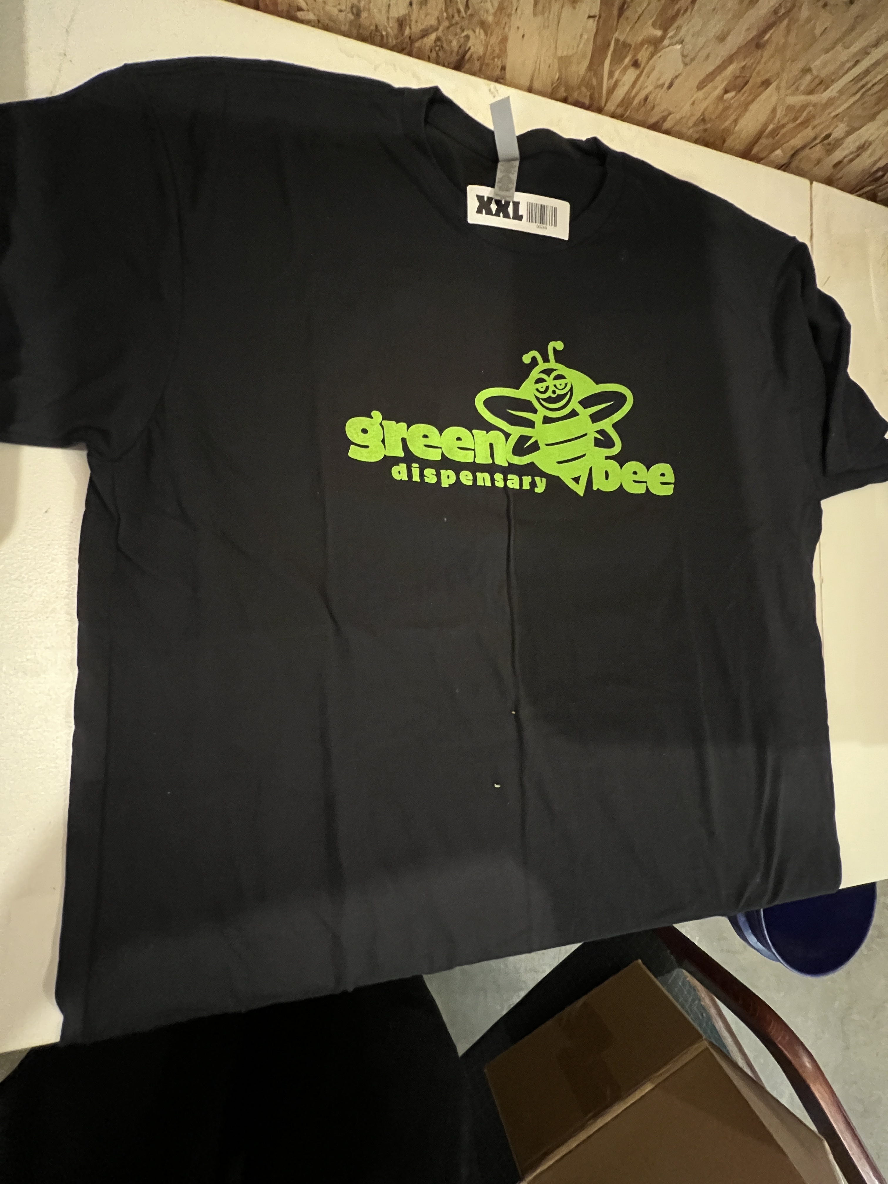 Photograph of product: Large. Shirt - Black