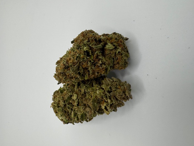 Photograph of product: Island Pezi - Sour Diesel (Oui'd) - 28g