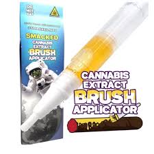 Photograph of product: SMACKED | EXTRACT BRUSH APPLICATOR | CEREAL MILK
