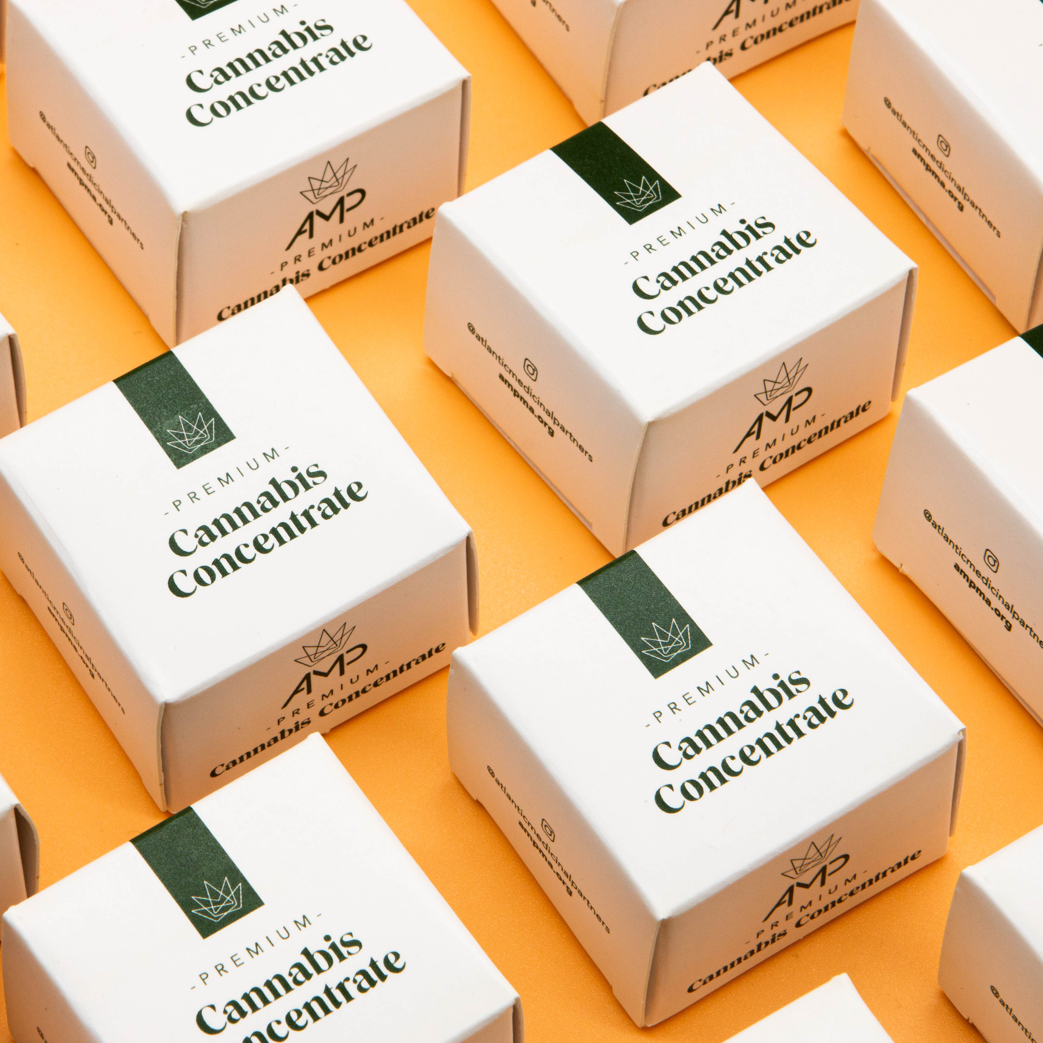 Photograph of product: Sour Strawberries Budder | AMP |