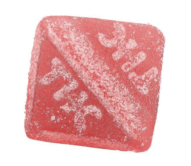 Photograph of product: Pomegranate Punch CBN Gummies T94.4 N46 10pk (2-25866)