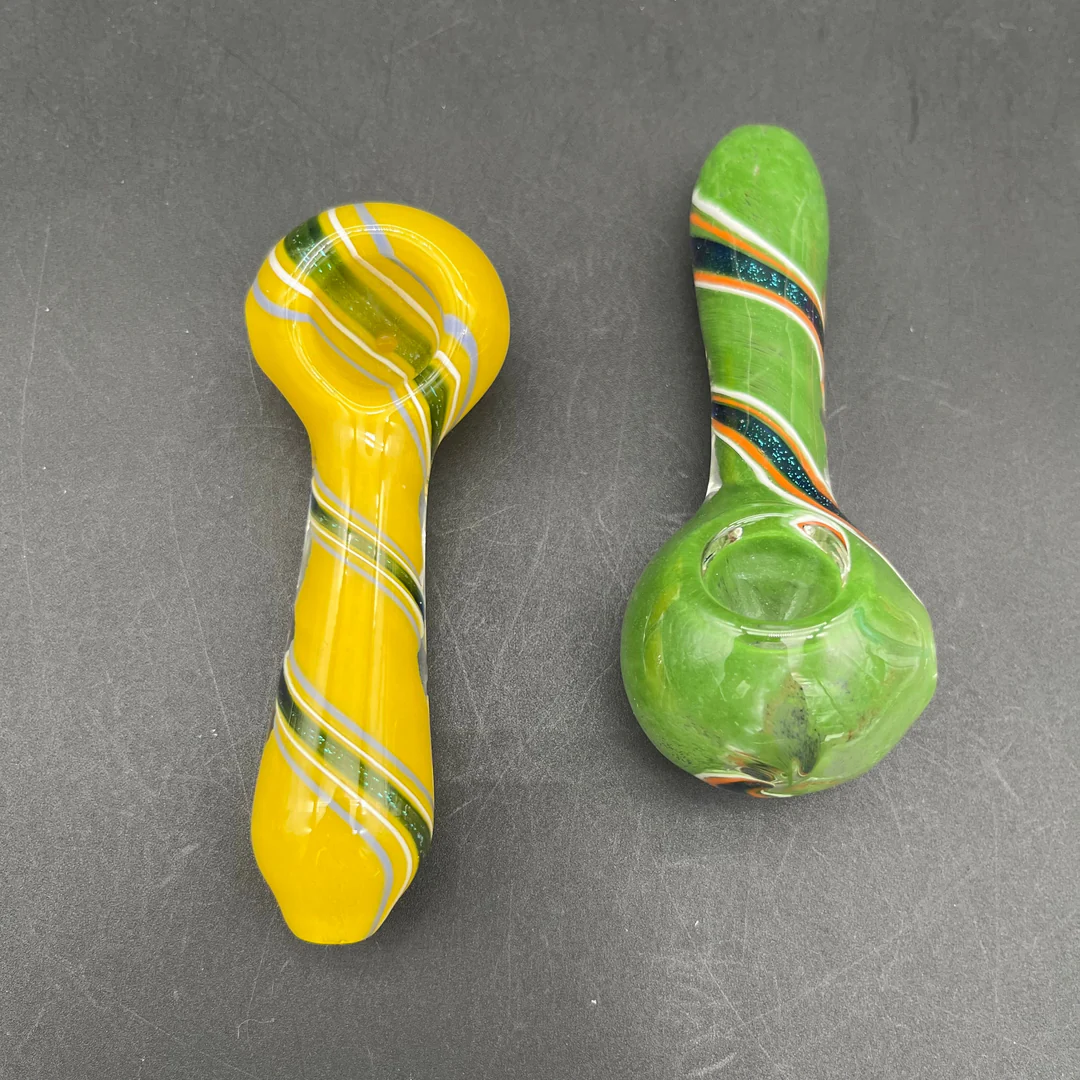 Photograph of product: 3.5" Dichro Glass Pipe