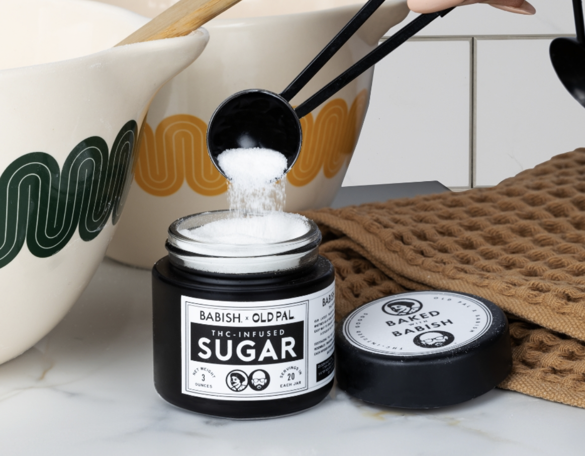 Photograph of product: Old Pal X Babish Edible 100mg- Infused TH-oui Sugar