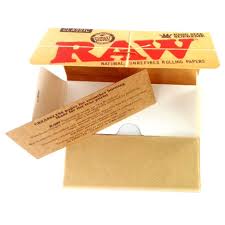 Photograph of product: King Size Supreme Creaseless Rolling Papers | Raw