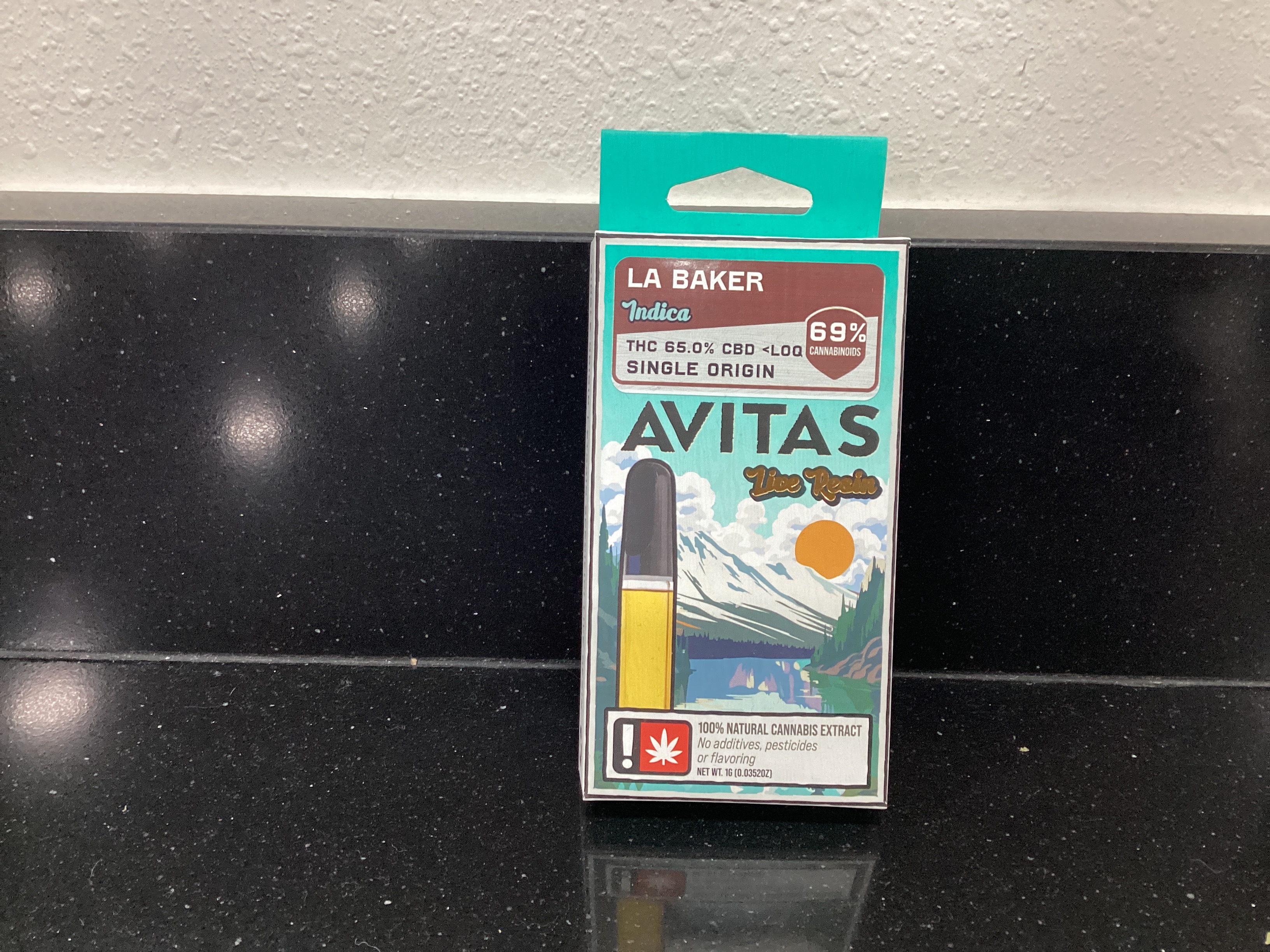 Photograph of product: Avitas LA Baker Live Resin Cart