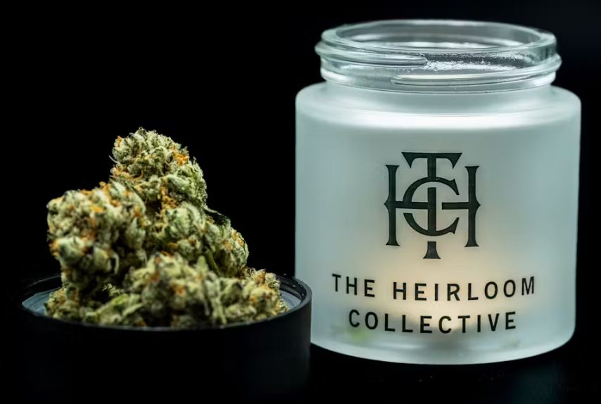 Photograph of product: Strawberry Thai | 3.5G (TAX INCLUDED)