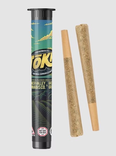 Photograph of product: Tokh | Orange Cream Pop | 1g Pre Roll 2 Pack