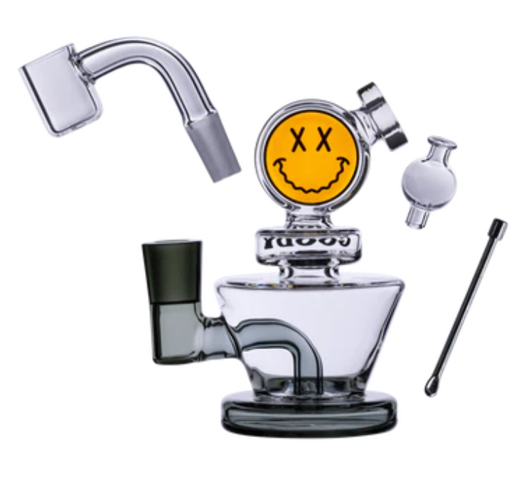 Photograph of product: Accessories | Big Face Mini Dab Rig | Goody Glass
