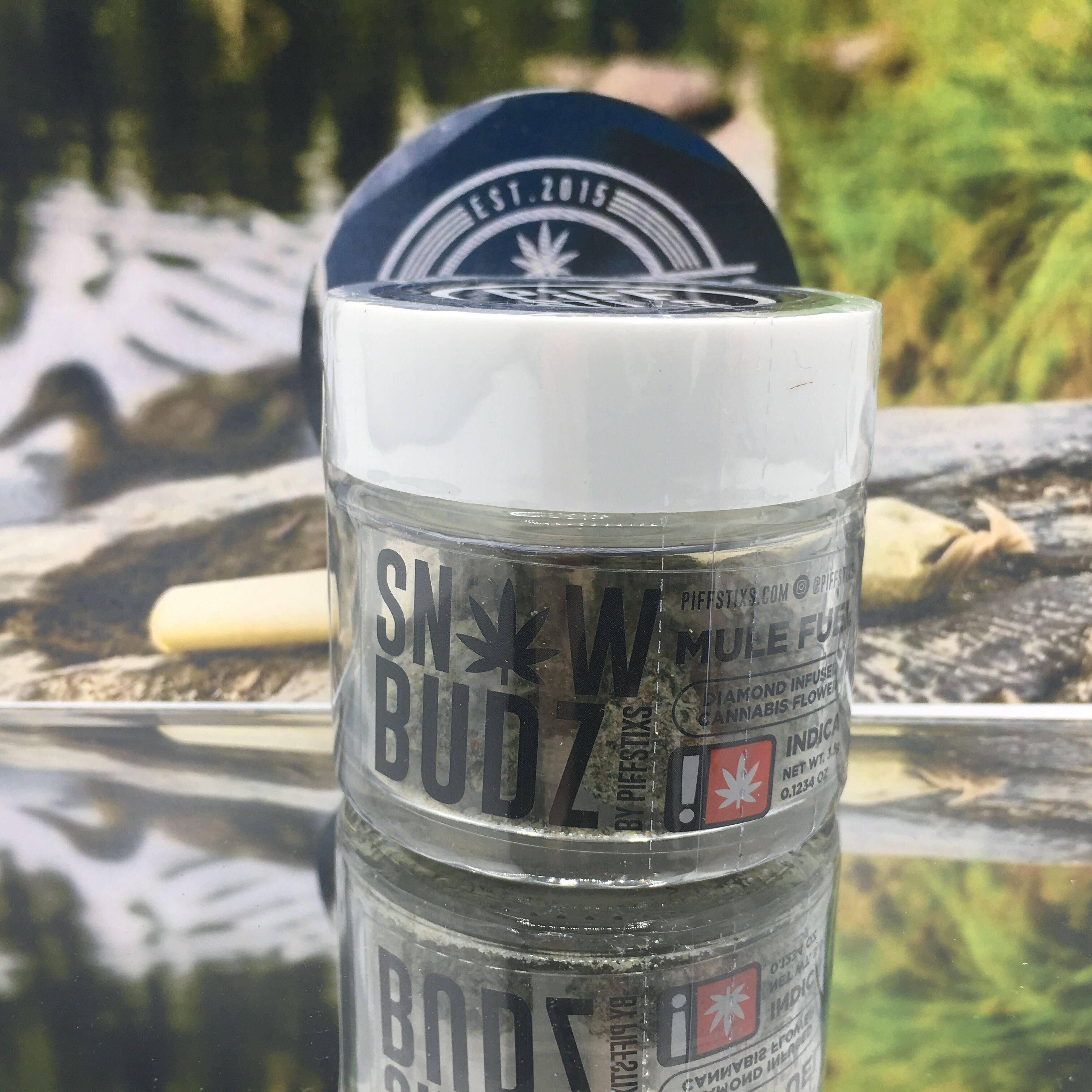 Photograph of product: Infused Flower | Ice Cream Cake | 3.5g