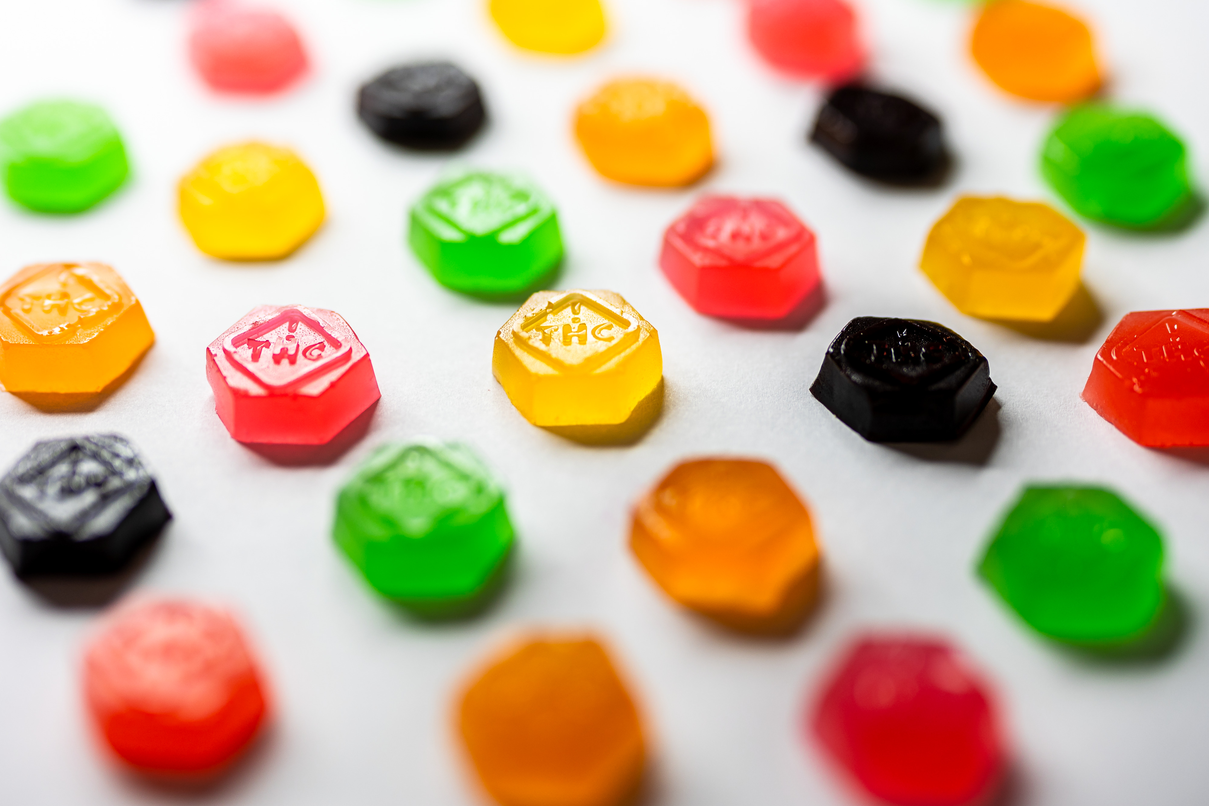 Photograph of product: Elevated Gummies - Watermelon 100mg TH-oui (H)