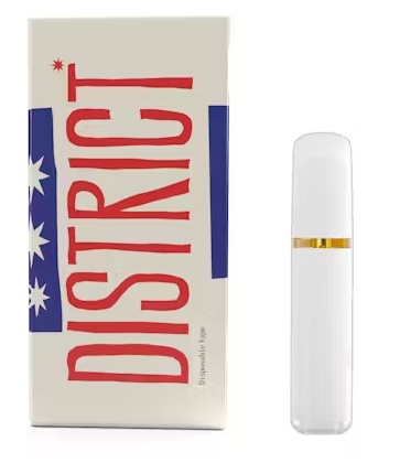 Photograph of product: District Oui'd: Gelato Cake 1G Vape Disposable Liquid Diamond/Sauce