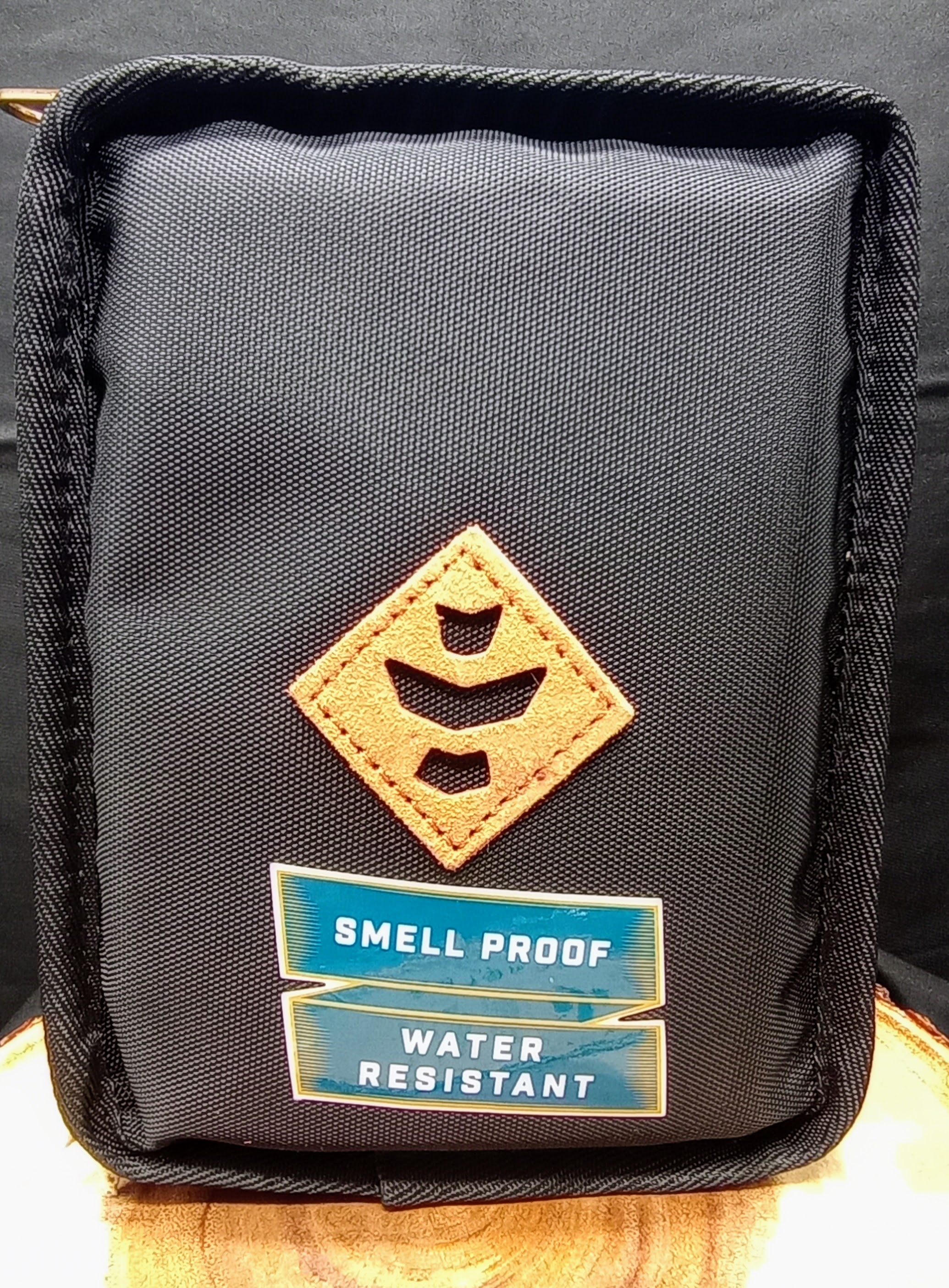Photograph of product: Revelry Smell Proof Pipe Kit