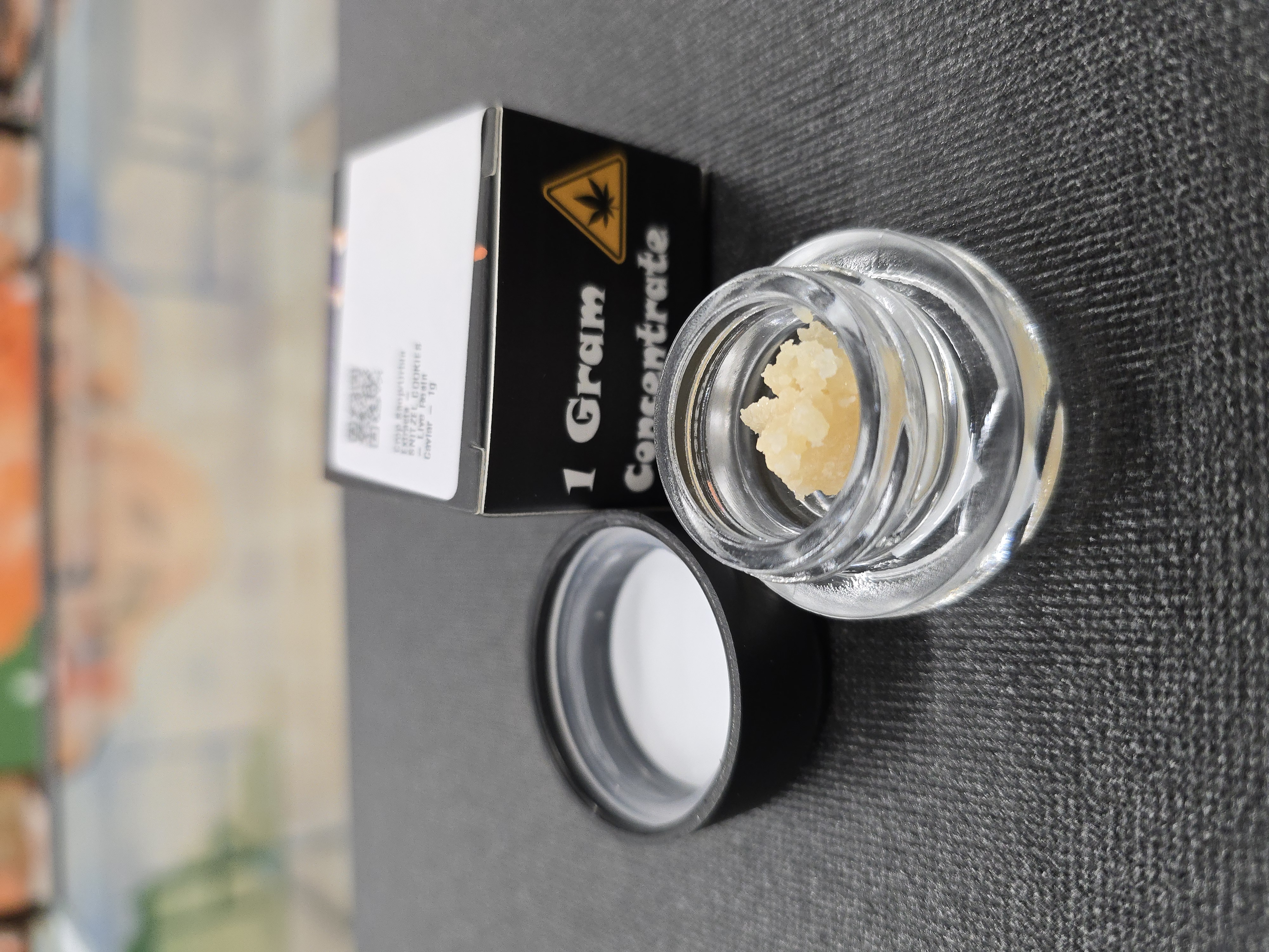 Photograph of product: SNITZEL COOKIES - Live Resin Caviar