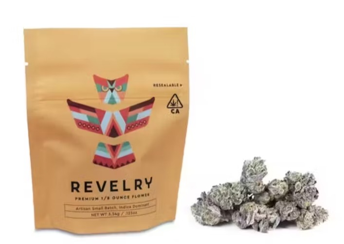 Photograph of product: Silver Shelf - Revelry - Forbidden Fruit Cake (I) - 28g
