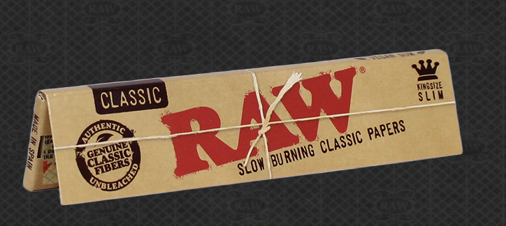Photograph of product: Classic Rolling Papers - King Size