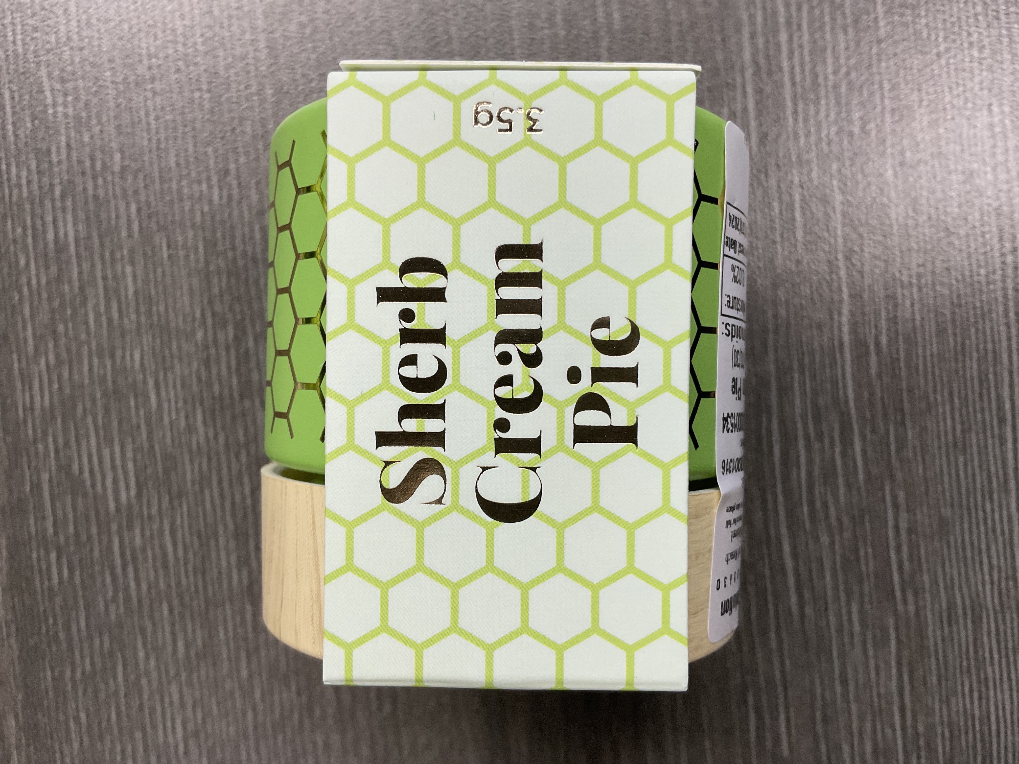 Photograph of product: The Naturalist Solution | 3.5g | Sherb Cream Pie