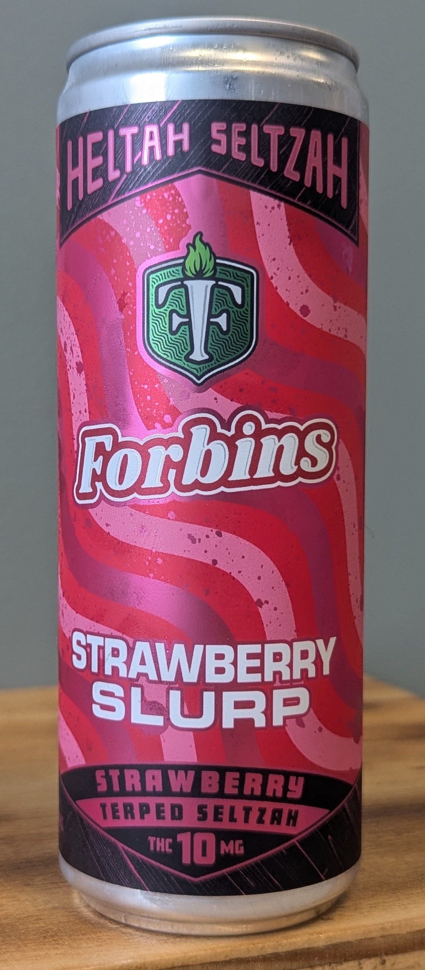 Photograph of product: Forbins Strawberry Slurpee Seltzer