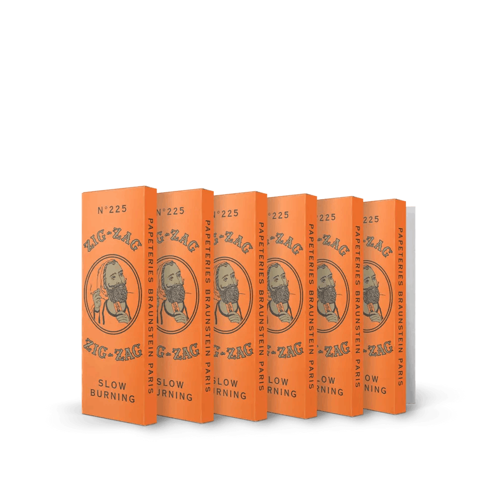 Photograph of product: French Orange Rolling Papers | 1 1/4 - 