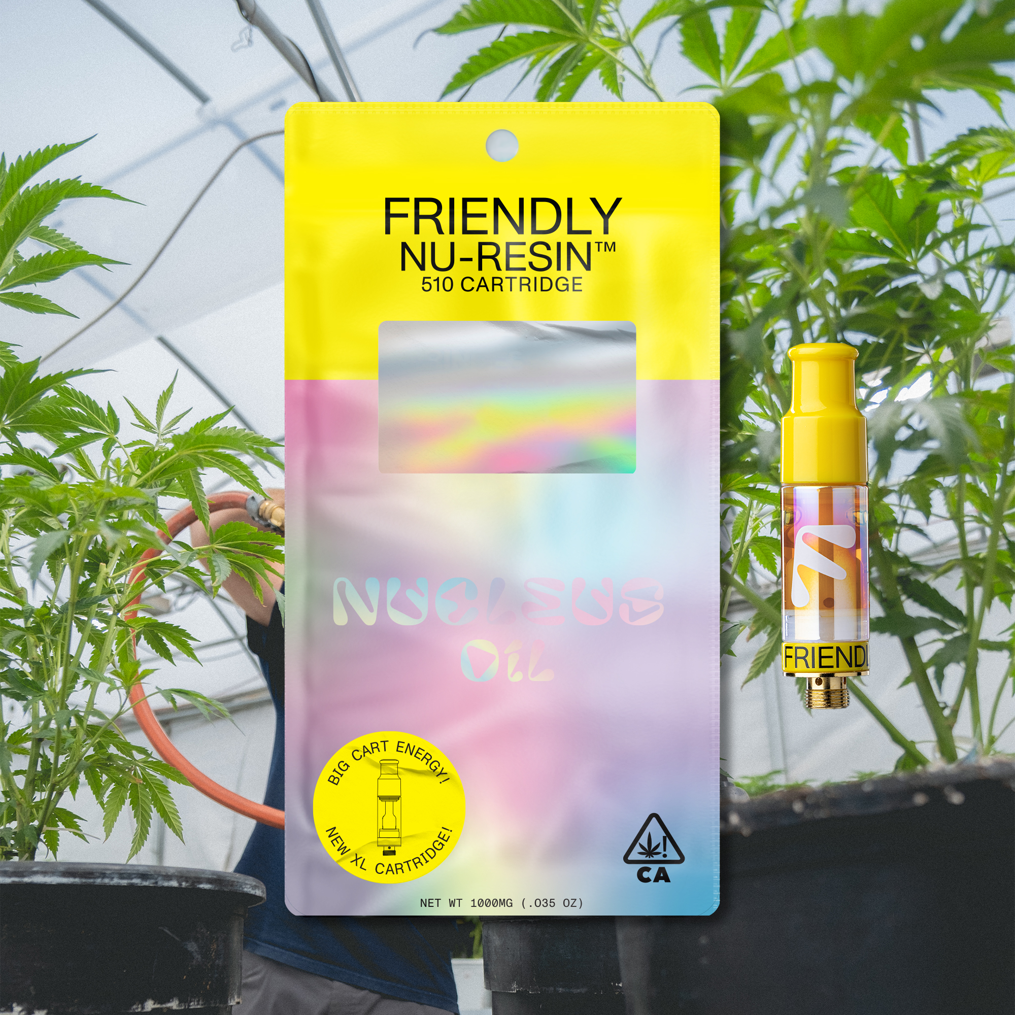 Photograph of product: Golden Strawcherry 1g Nucleus Live Resin Cart - Friendly Brands x Sticky