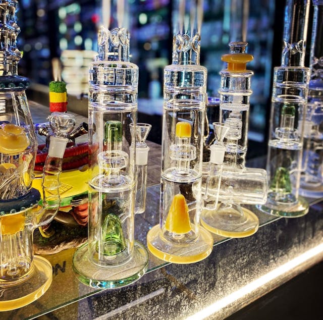 Photograph of product: Glass Bong (60) - 