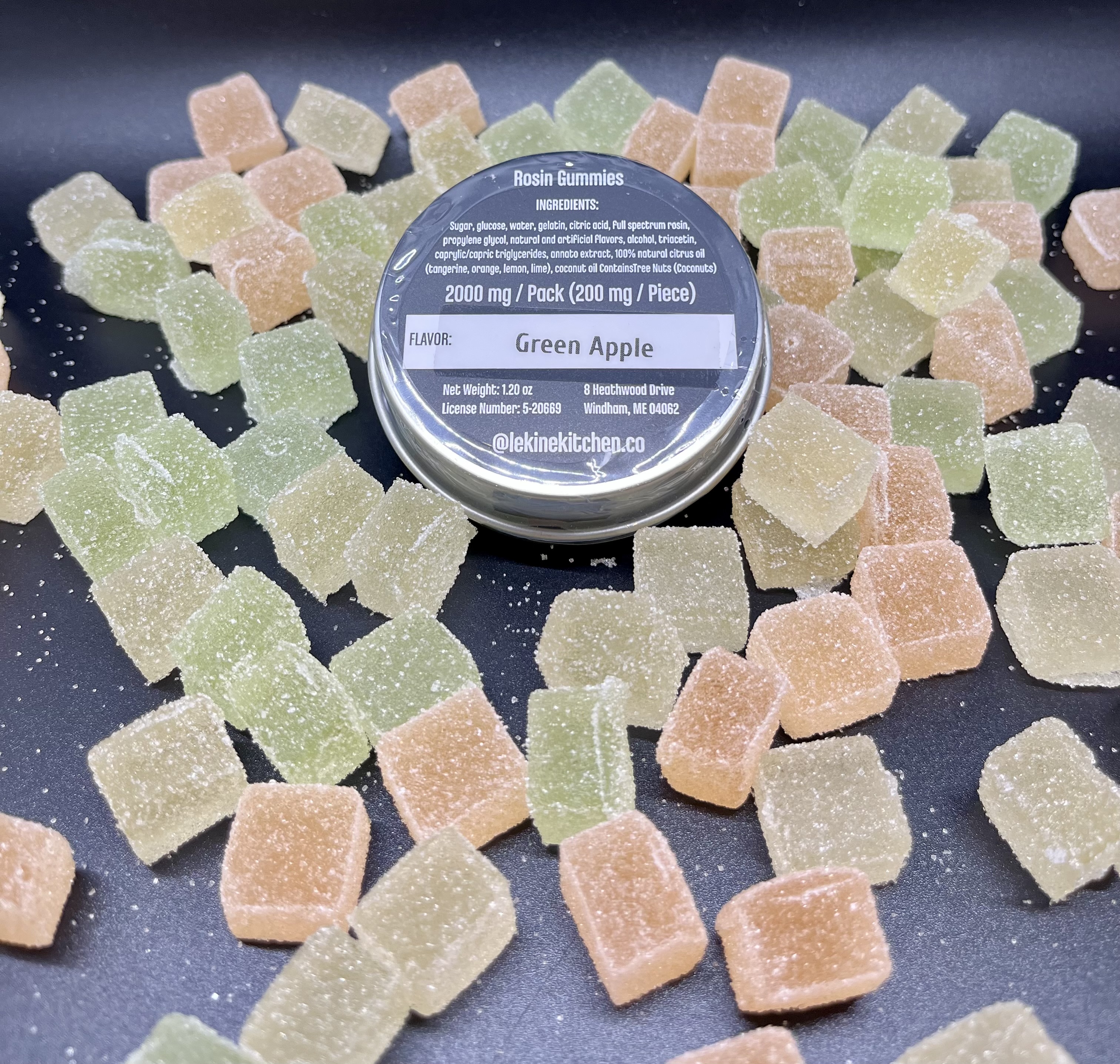 Photograph of product: Undertow x Le Kine Kitchen: Green Apple 200mg/2000mg au chocolat Rosin Gummies