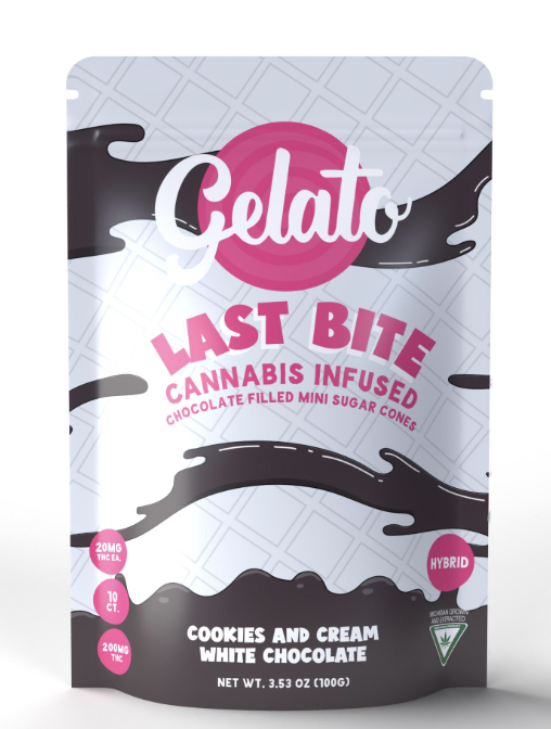 Photograph of product: Cookies & Cream White Chocolate | 200mg Mini Sugar Cones