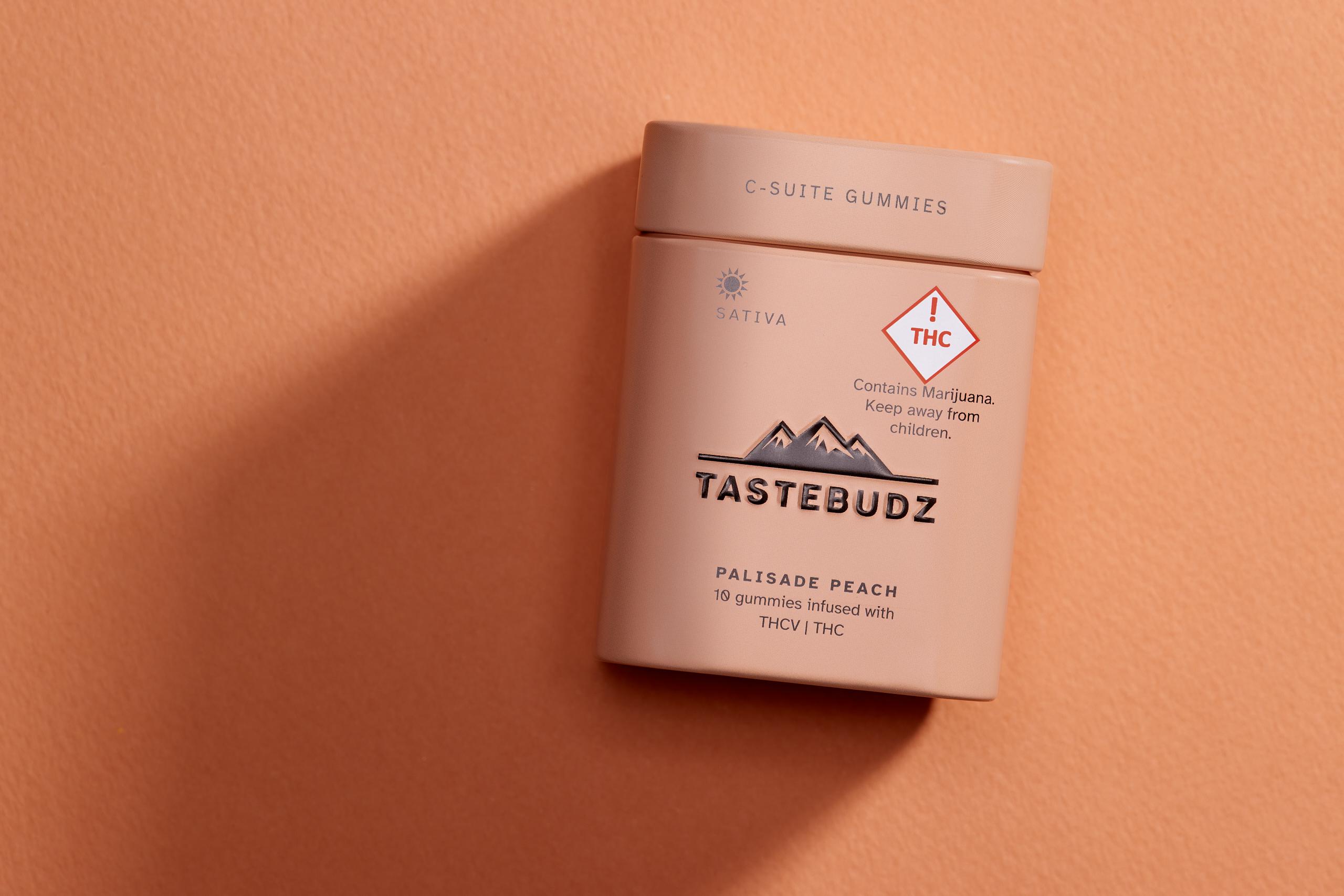 Photograph of product: 50mg Rosin Gummies | Tastebudz - | Palisade Peach 1:1 TH-oui/TH-ouiV